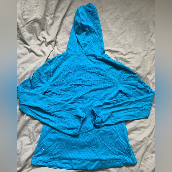 Lululemon blue athletic sweater. - Picture 2 of 4
